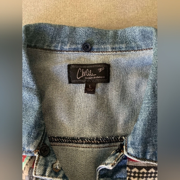 Large sleeveless jean jacket - Picture 3 of 5